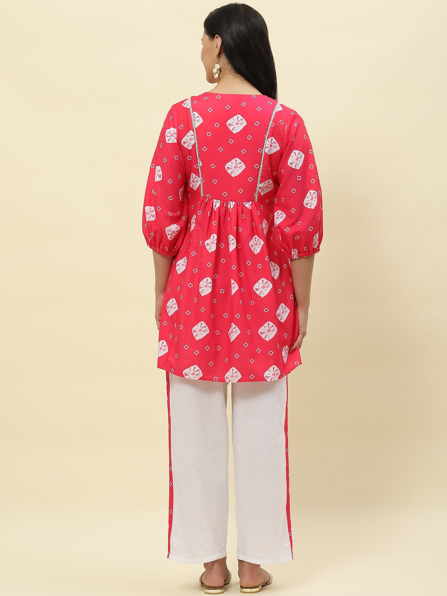 Pink bandhej print yoke detailed co-ord set