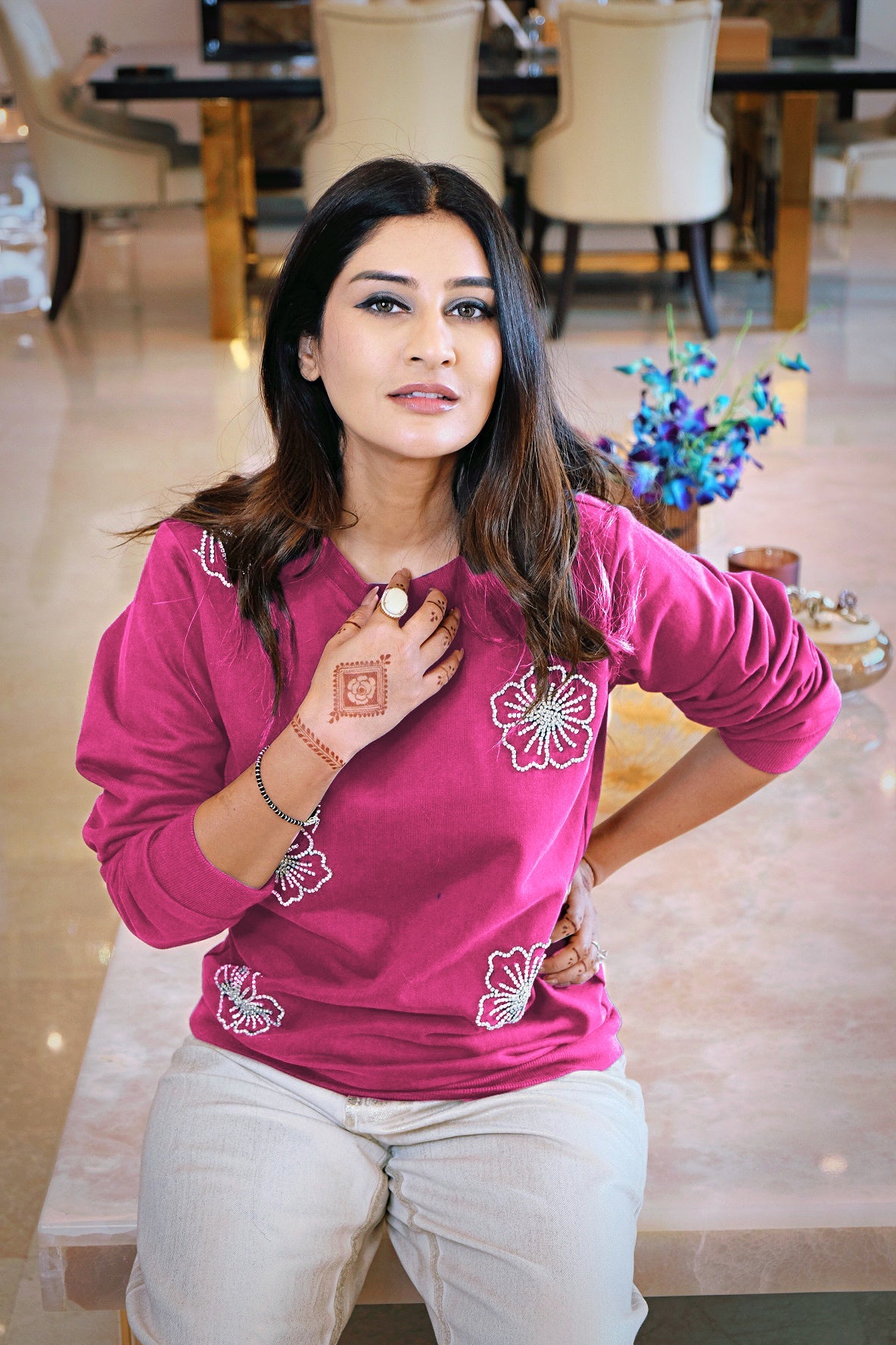 So-Stylish Sarwoski Pink Sweatshirt