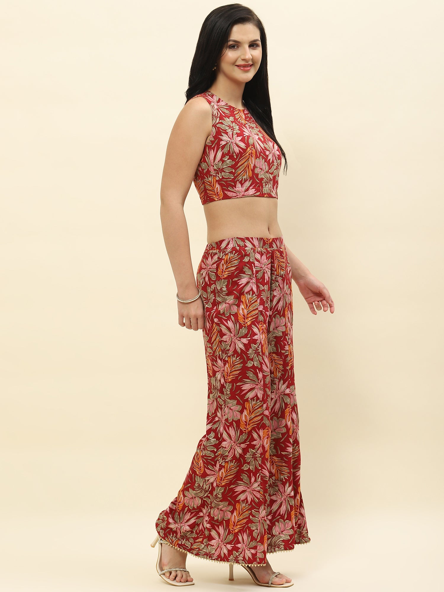 Red floral printed cape three piece set