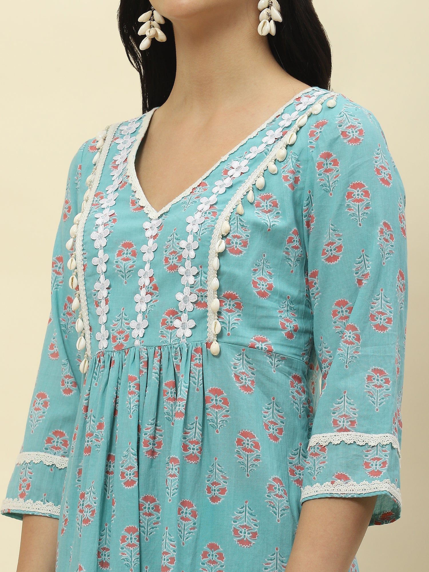 Green floral printed lace detail kurta set